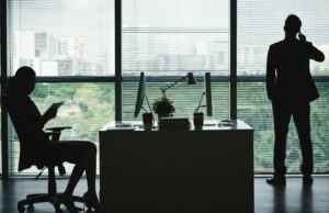 職場のモラハラ上司に限界を感じたら？うつ病になる前に相談すべき窓口